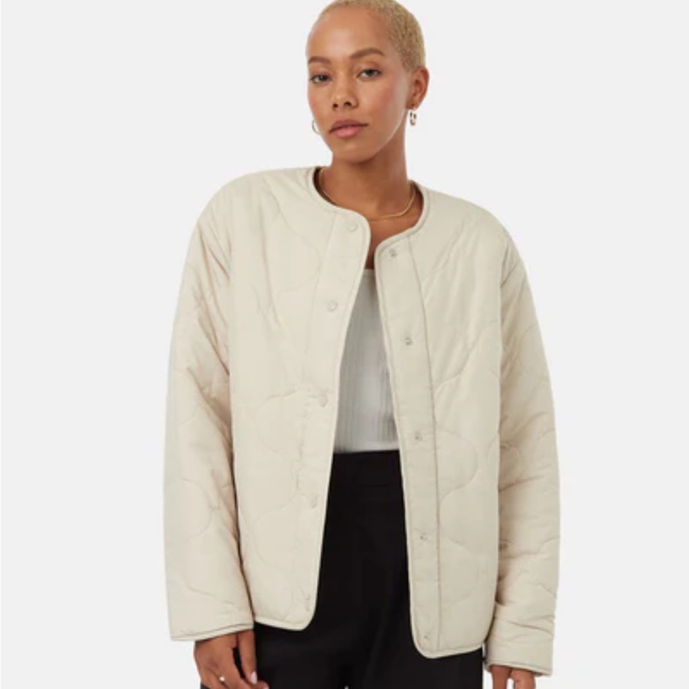 Tentree Vintage White/Beige Reversible Bomber Jacket - Picture 11 of 13